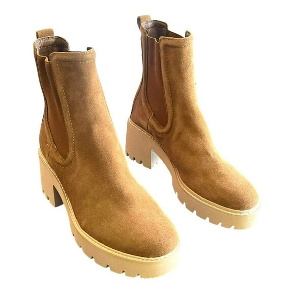 Dolce Vita Suede Sz 8.5 Lug Boots Almond Toe and Gore Side Pull On Panels - Picture 1 of 7